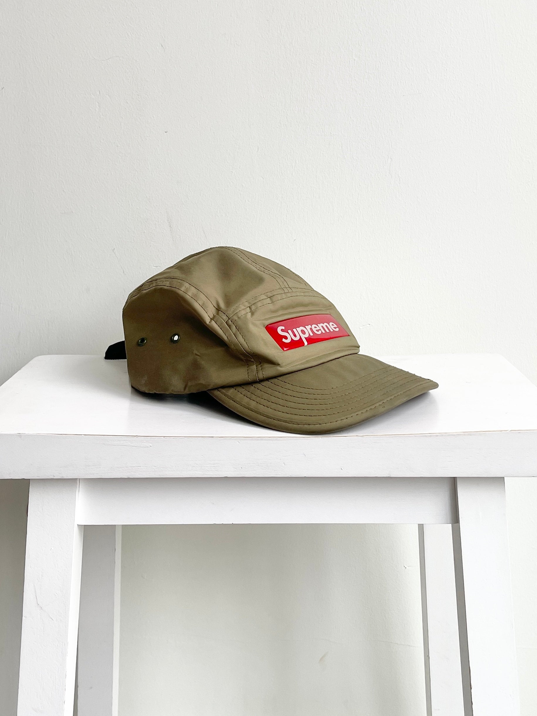 Supreme Pebbled Leather Camp Cap 'Red